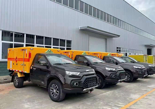 个旧爆破器材运输车-保障安全与效率的关键
